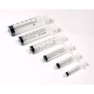 JERINGAS TERUMO PICO ROSCA X 100 UNIDADES